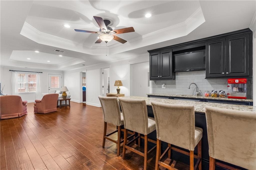 14351 Club Circle