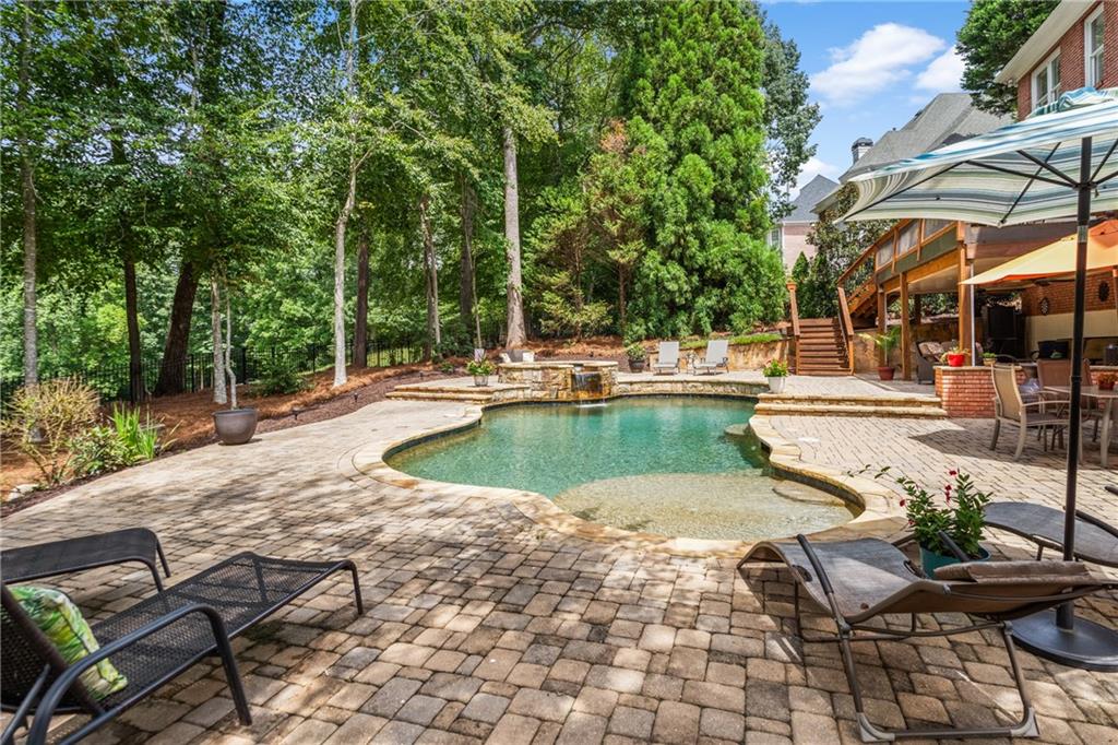 14492 Club Circle