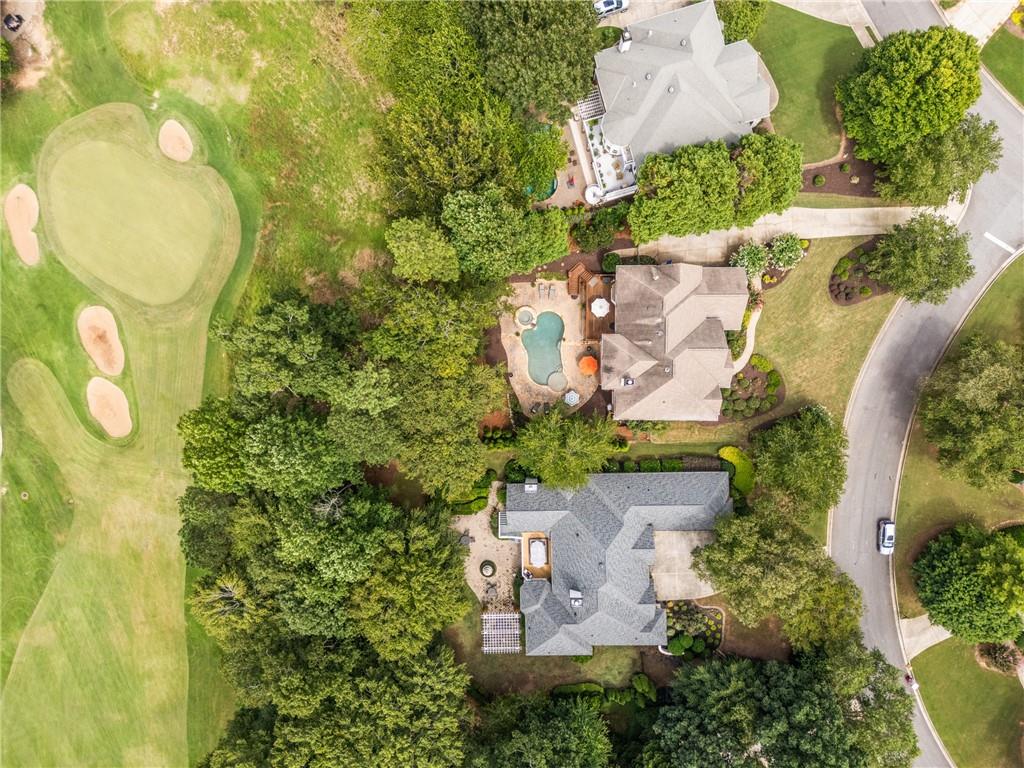14492 Club Circle