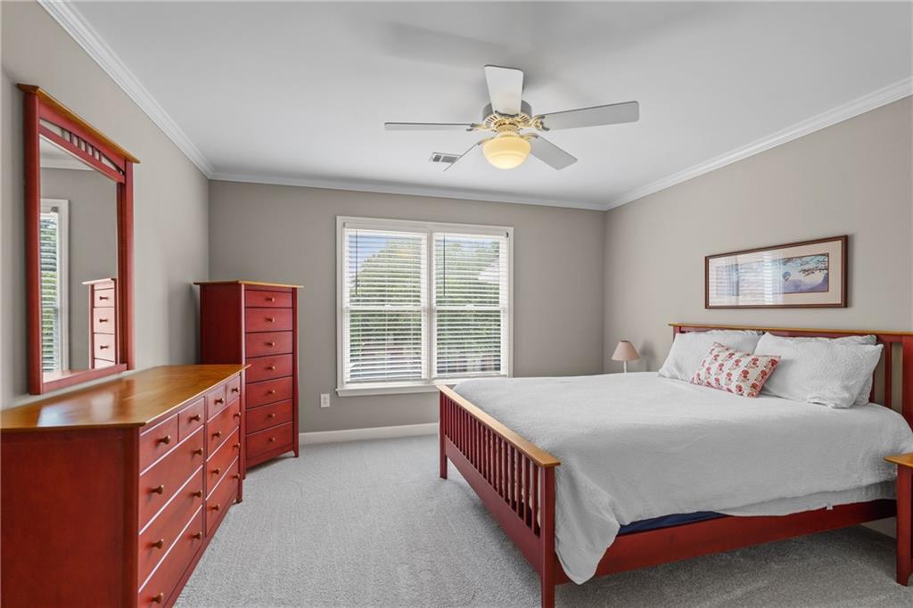 14492 Club Circle