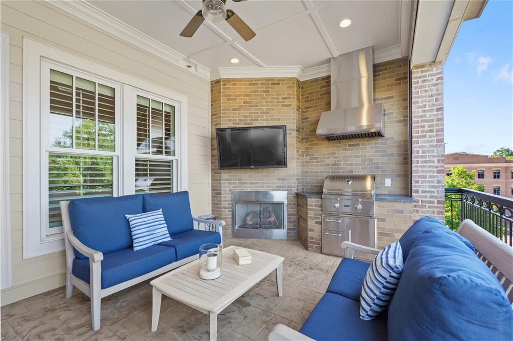 50 Canton Street Unit 307