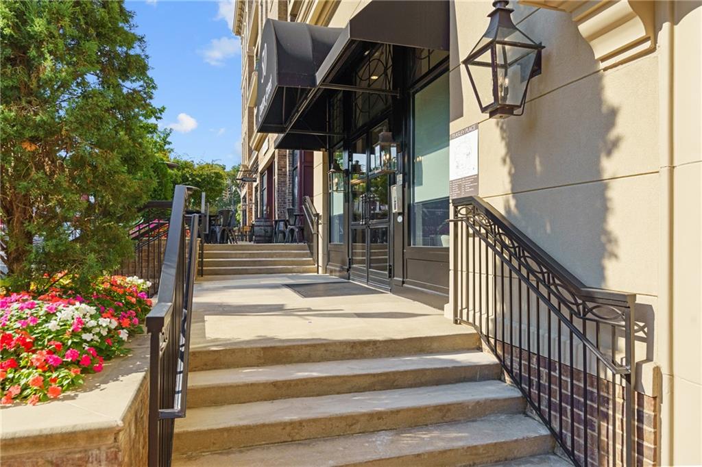 50 Canton Street Unit 307