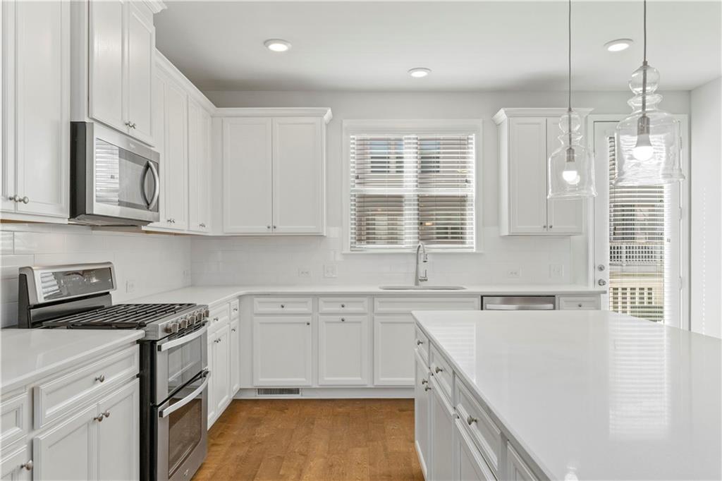 2586 Red Alder Alley