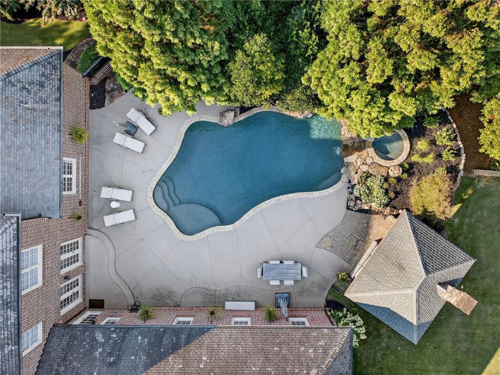 15235 Fairfax Lane