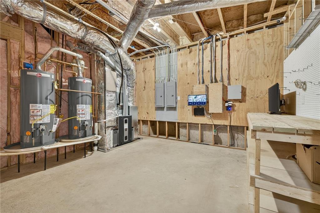 15235 Fairfax Lane