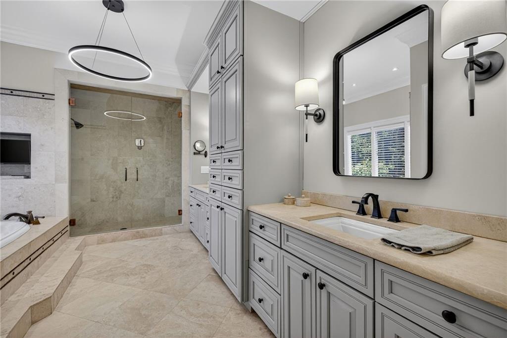 15235 Fairfax Lane