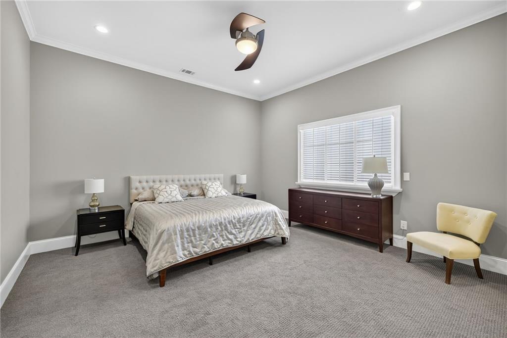 15235 Fairfax Lane
