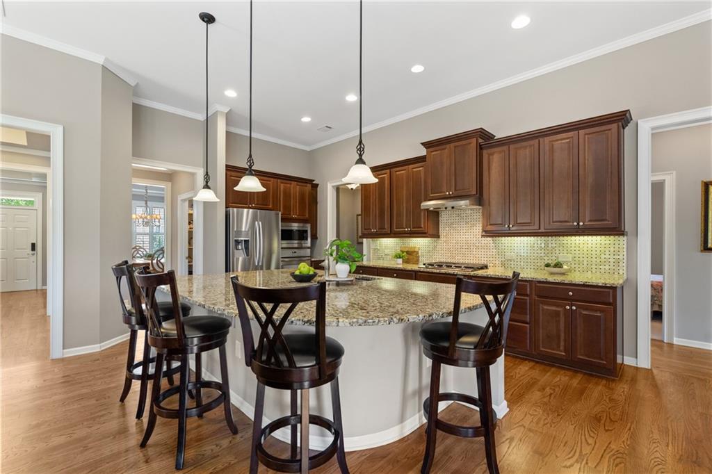 319 Laurel Lookout Hills