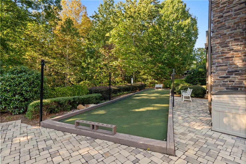 319 Laurel Lookout Hills