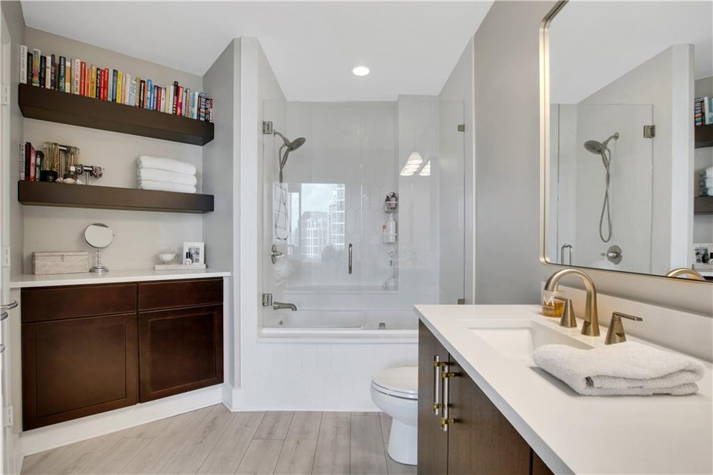 1080 Peachtree Street NE Unit 1616