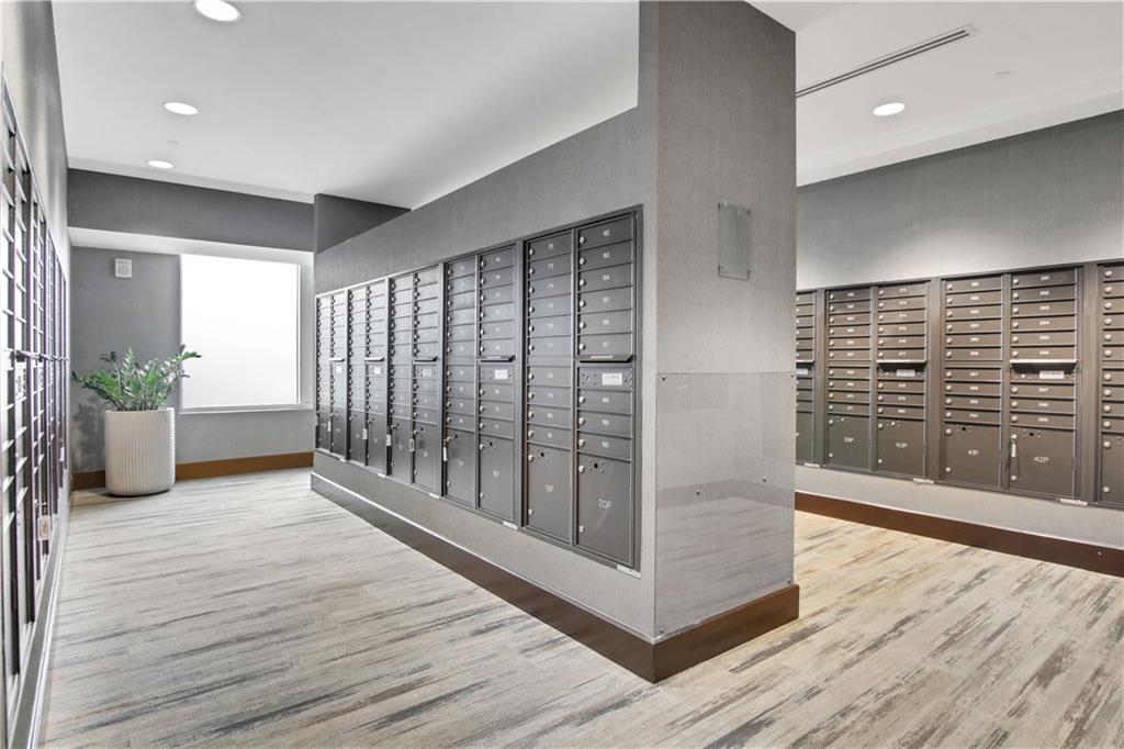 1080 Peachtree Street NE Unit 1616