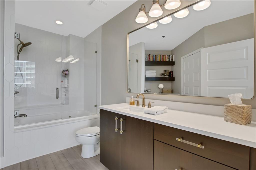 1080 Peachtree Street NE Unit 1616