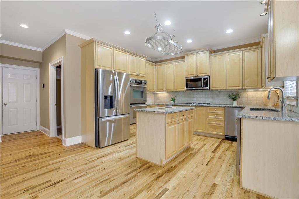 803 Rocky Ridge Court