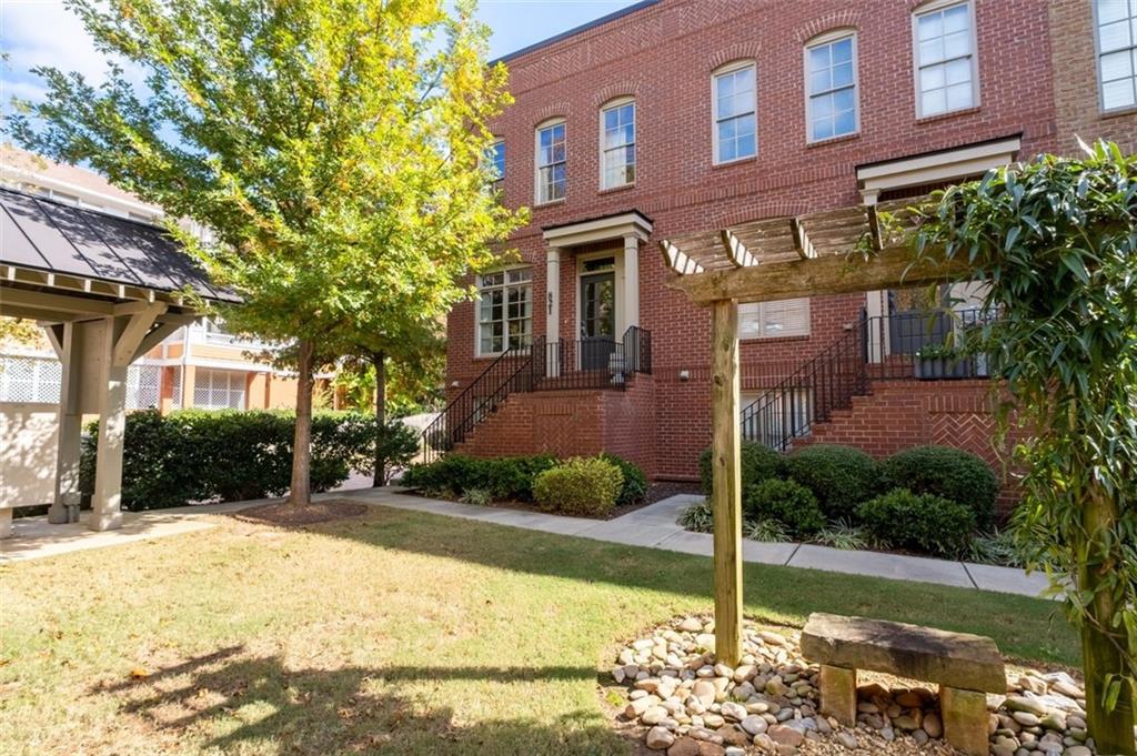 821 Virginia Park Circle NE