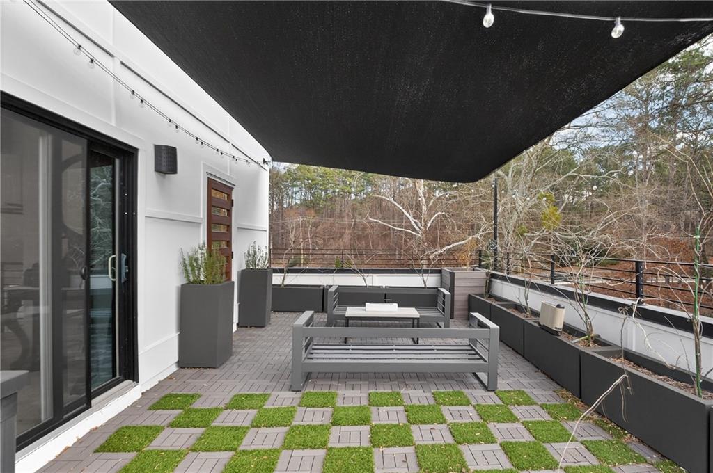 101 Henderson Street