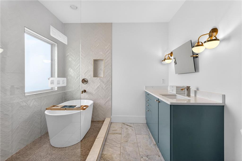 101 Henderson Street