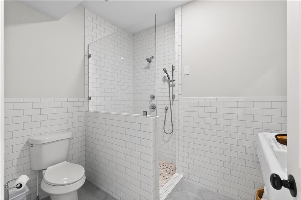 18568 Birmingham Highway