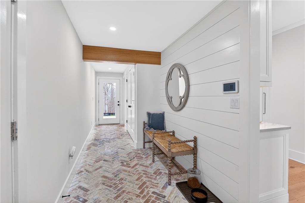 18568 Birmingham Highway