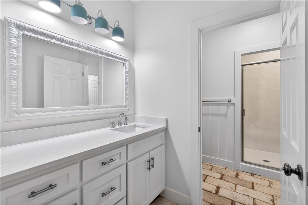 18568 Birmingham Highway