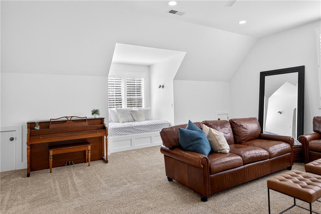 18568 Birmingham Highway