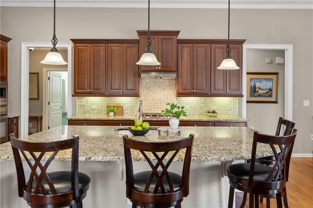 319 Laurel Lookout Hills