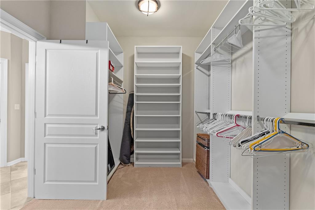 319 Laurel Lookout Hills