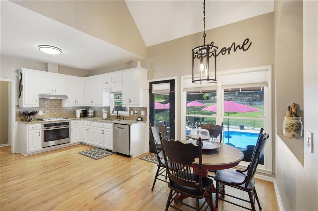 5817 Bayside Court