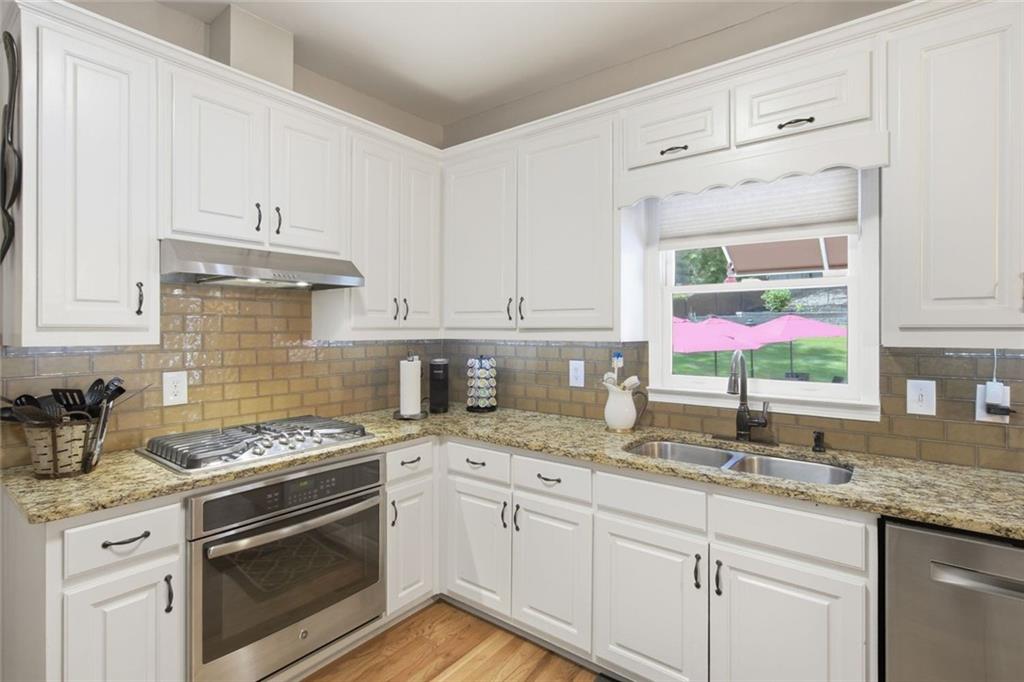 5817 Bayside Court