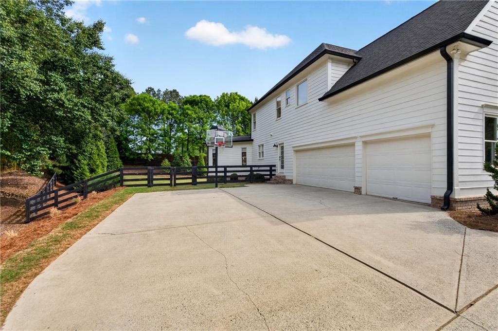 130 Providence Oaks Pointe