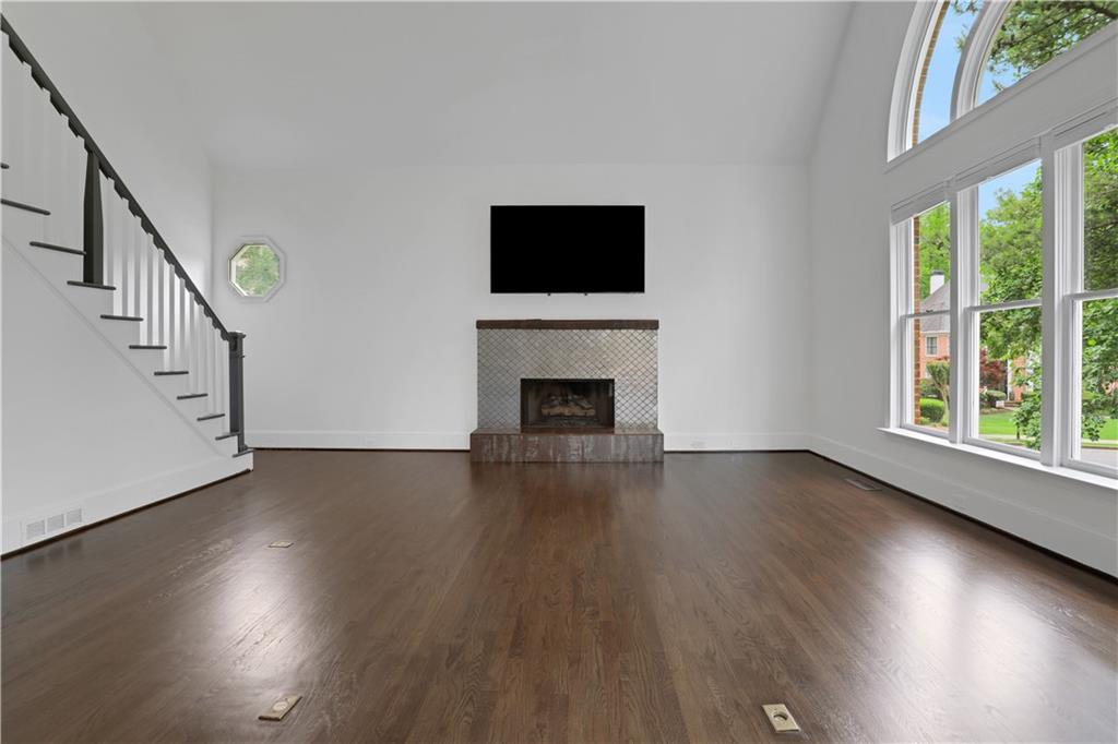 455 Majestic Cove