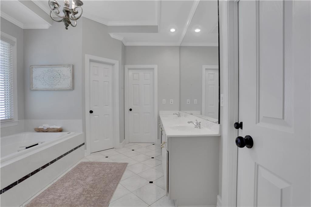 550 Heron Run Court
