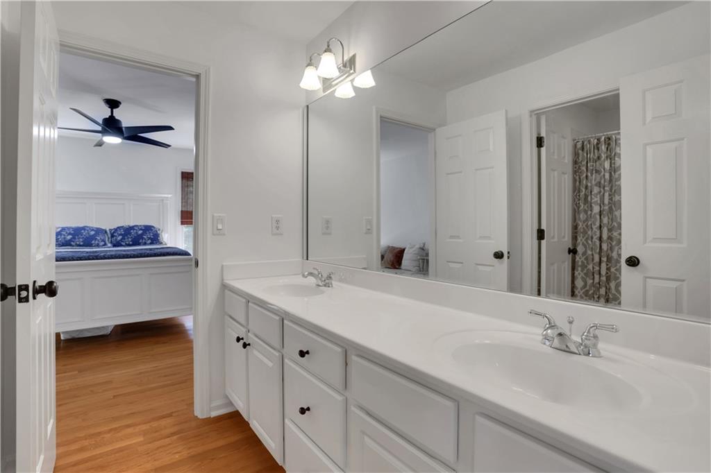 550 Heron Run Court