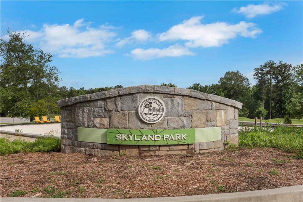 1847 Falling Sky Court NE