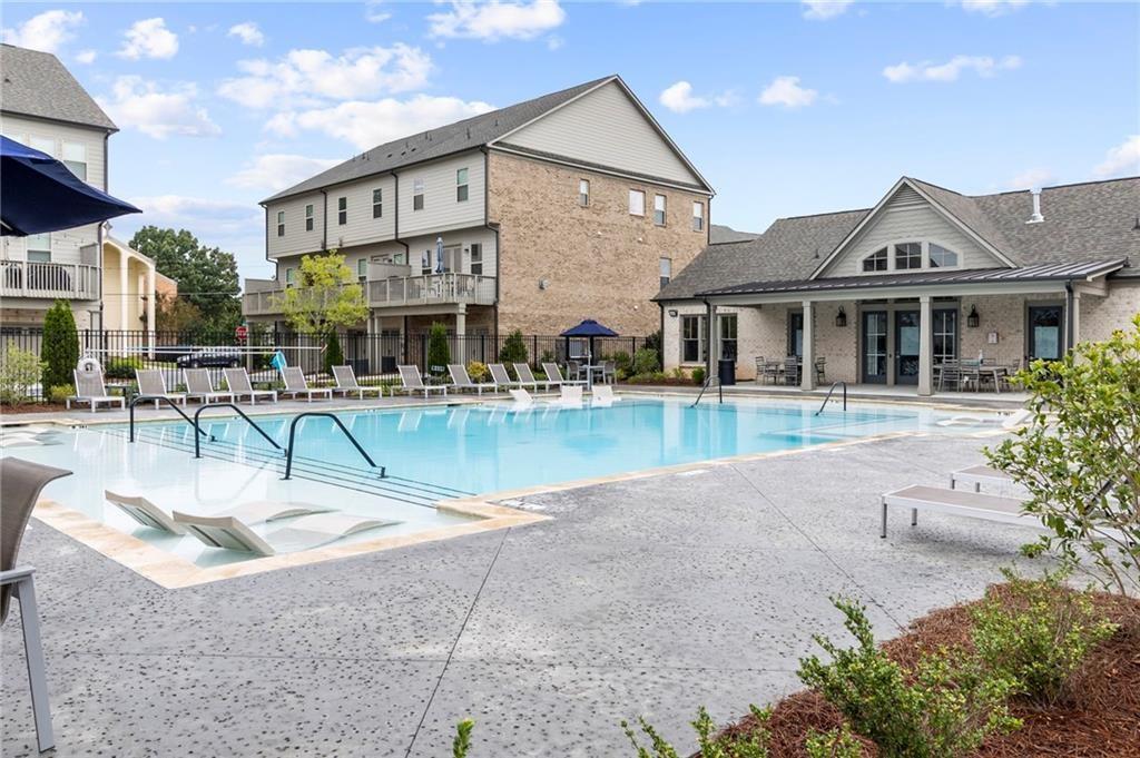 1847 Falling Sky Court NE