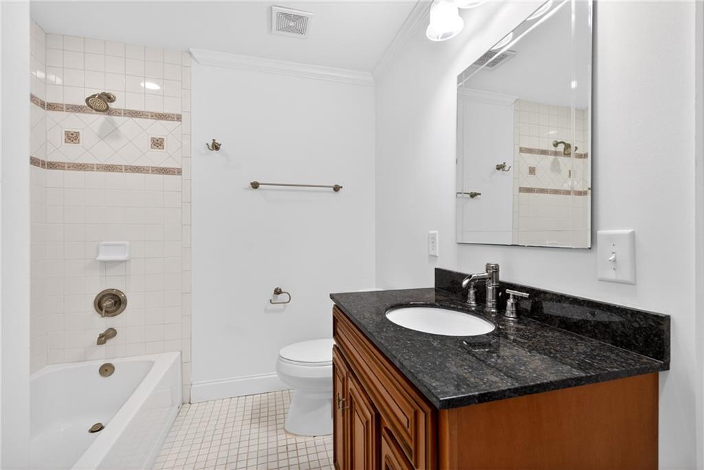230 Bayfield Court