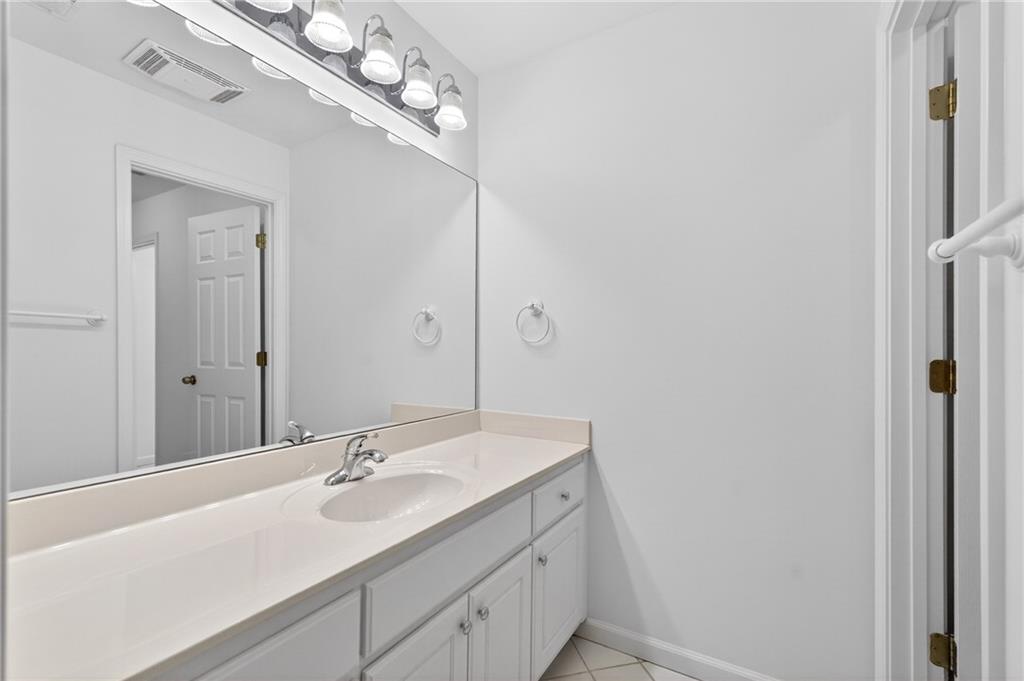 230 Bayfield Court