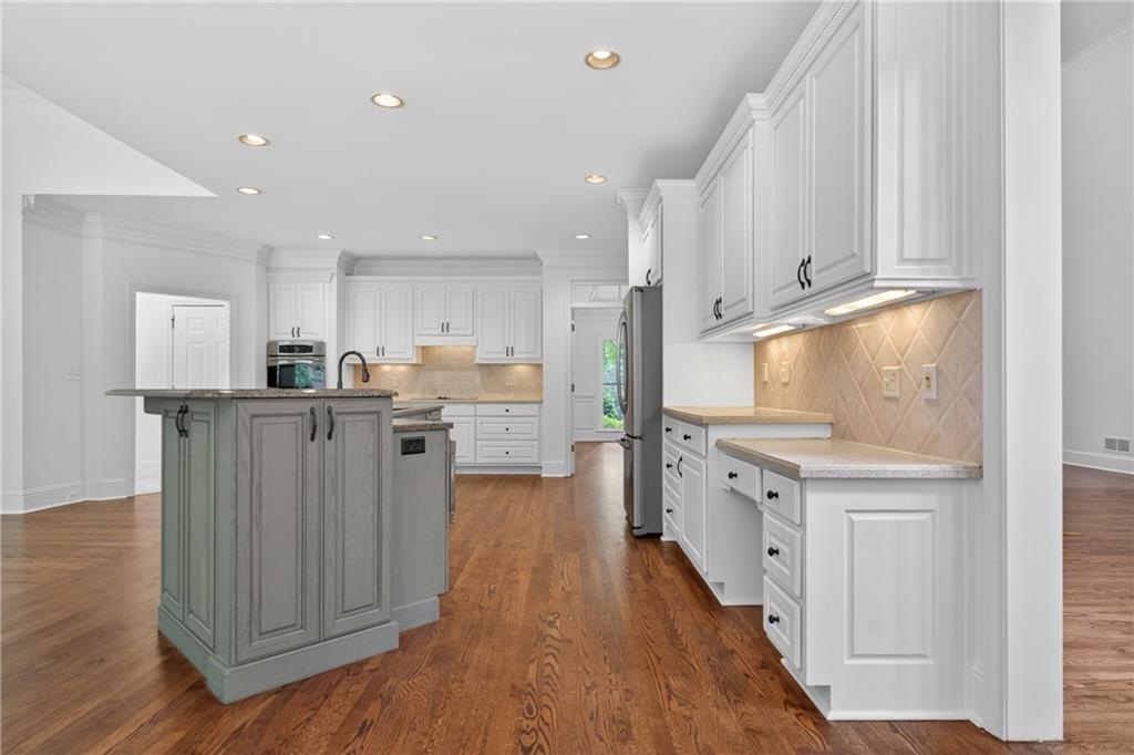 230 Bayfield Court