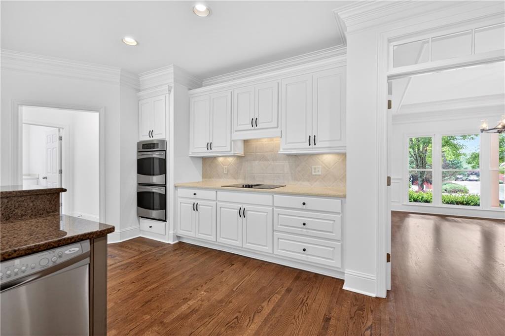 230 Bayfield Court