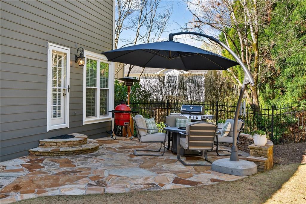 1124 Bailiff Court NE