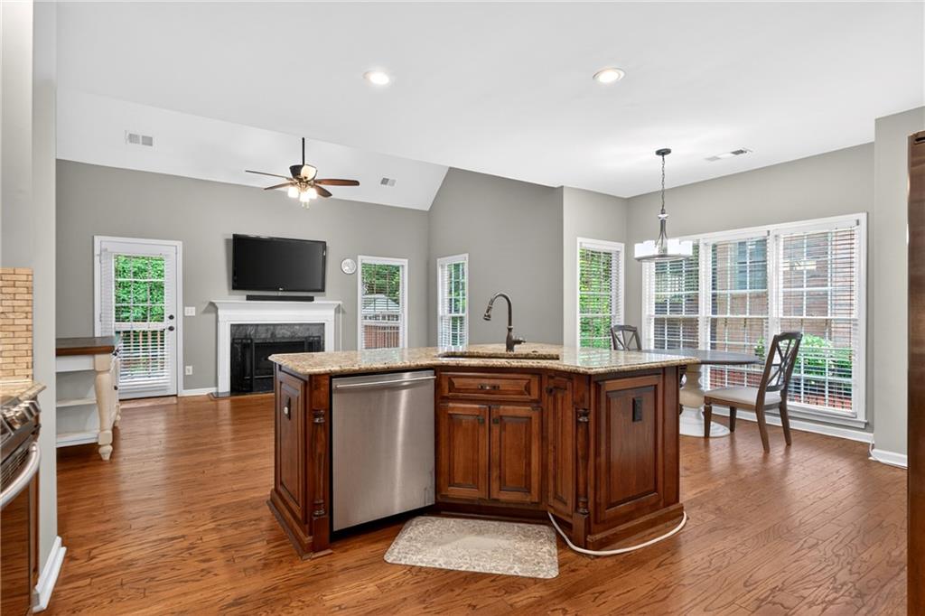 4557 Village Springs Place