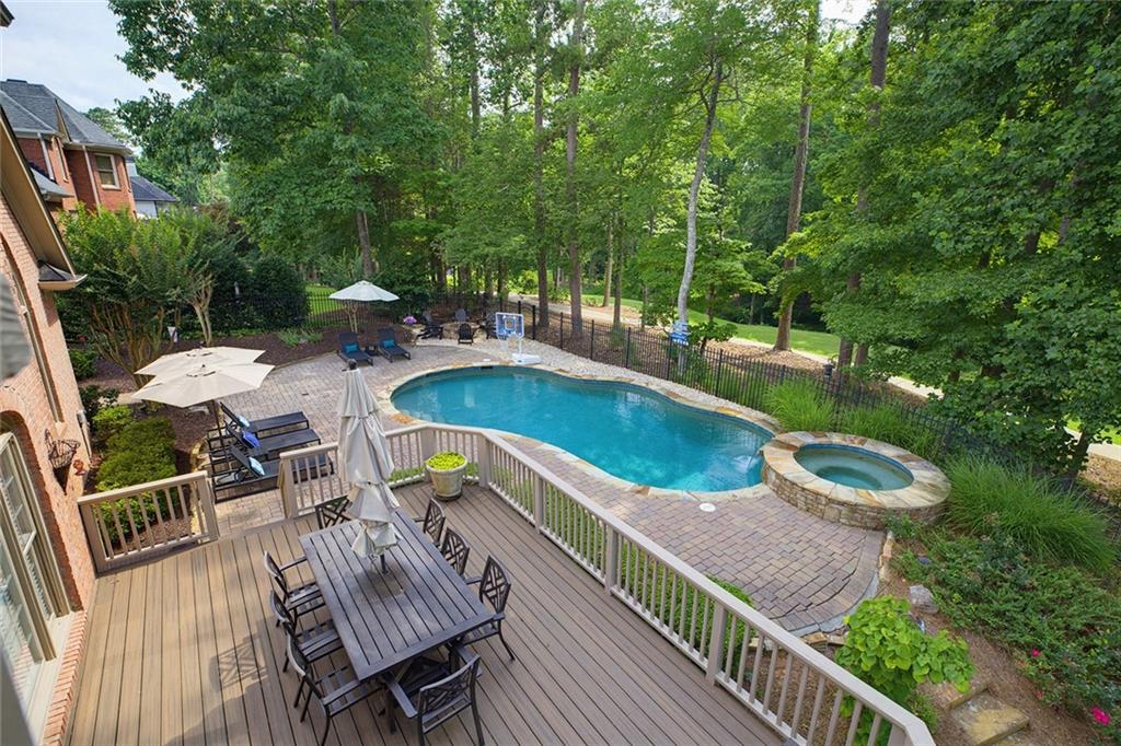 14442 Club Circle
