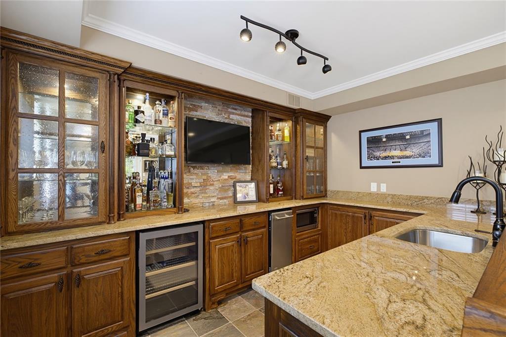 14442 Club Circle