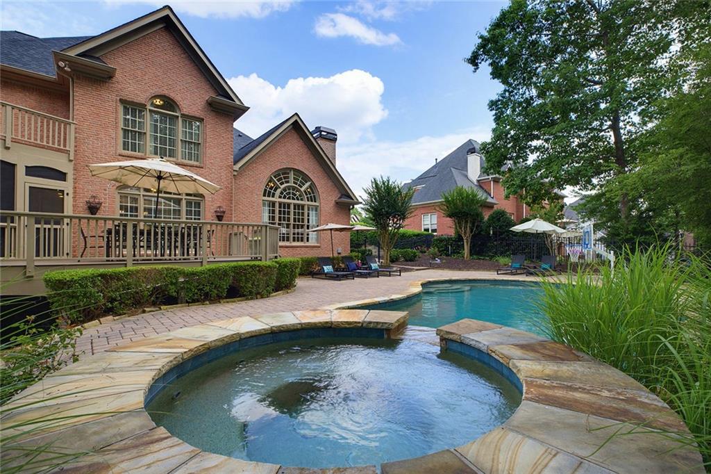 14442 Club Circle