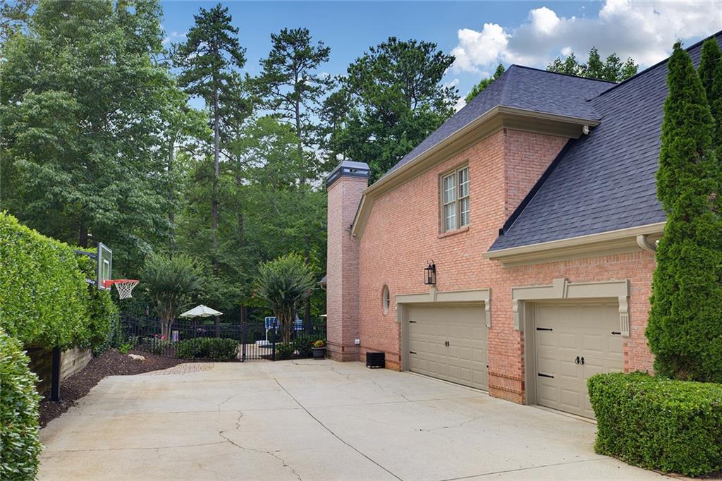 14442 Club Circle