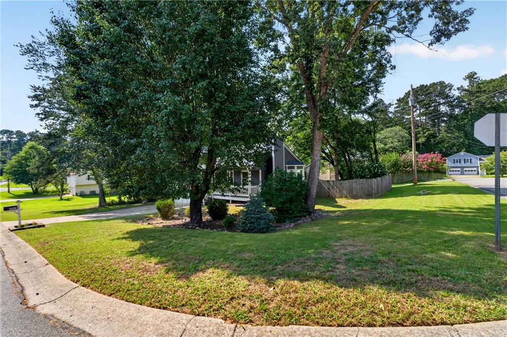 4983 Hunters Cove Drive