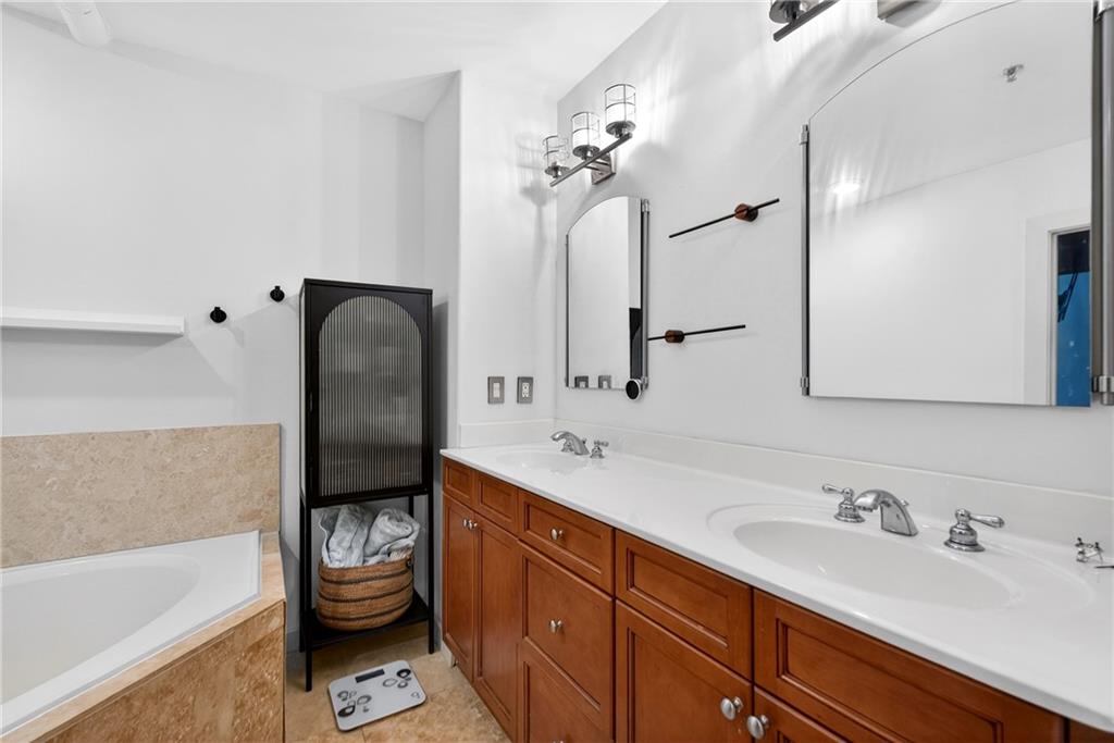 5434 Peachtree Road Unit 117