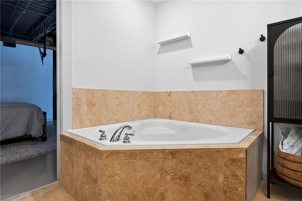 5434 Peachtree Road Unit 117