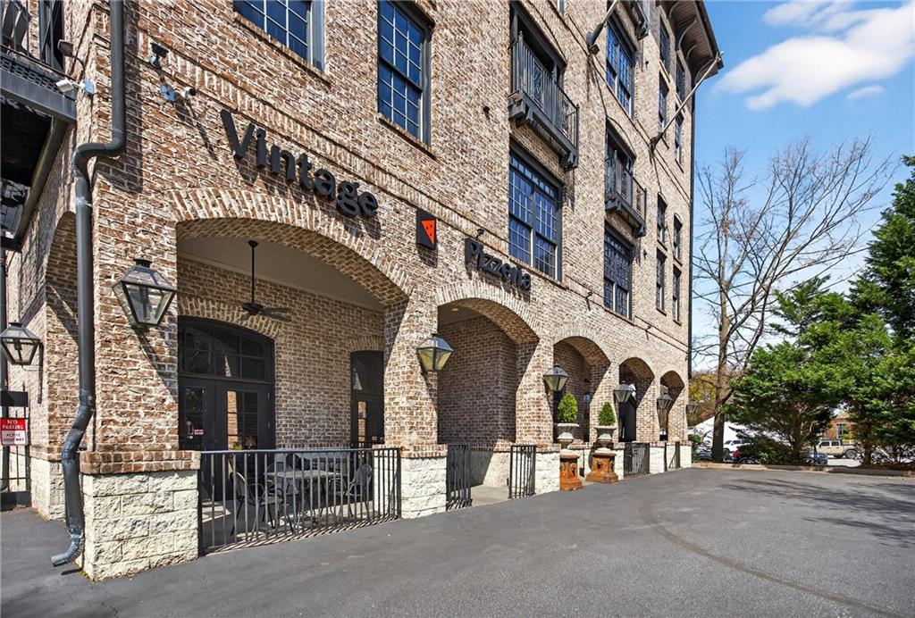 5434 Peachtree Road Unit 117
