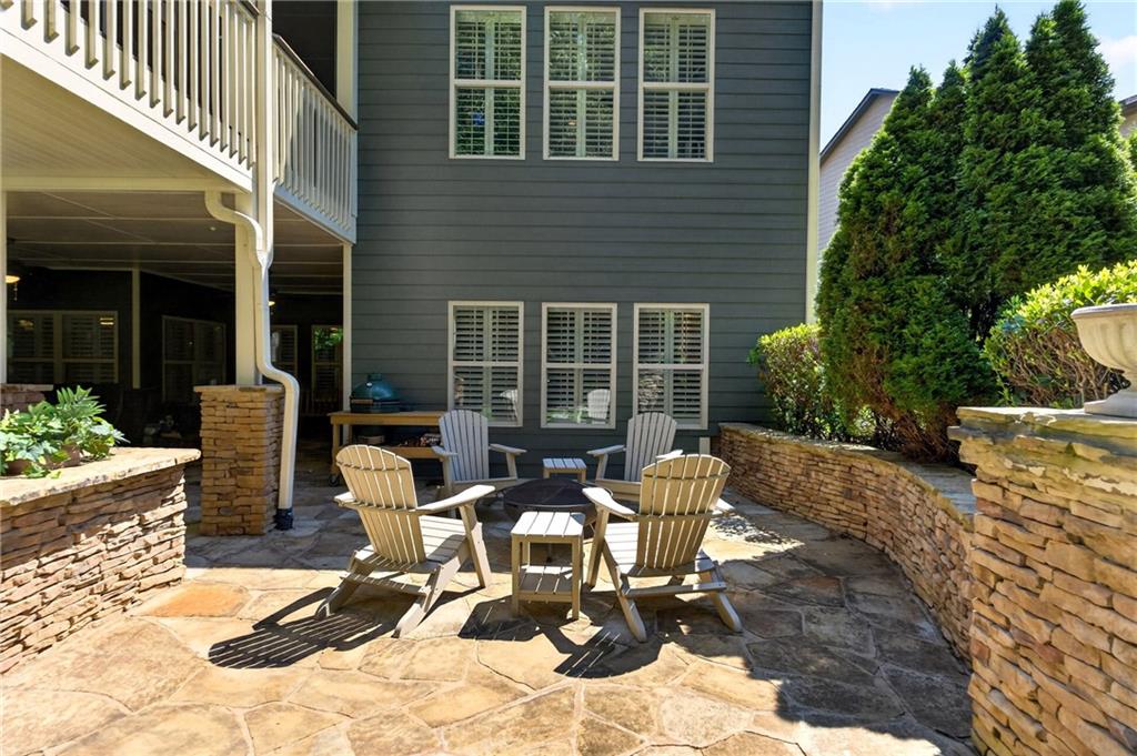 408 Larkspur Drive