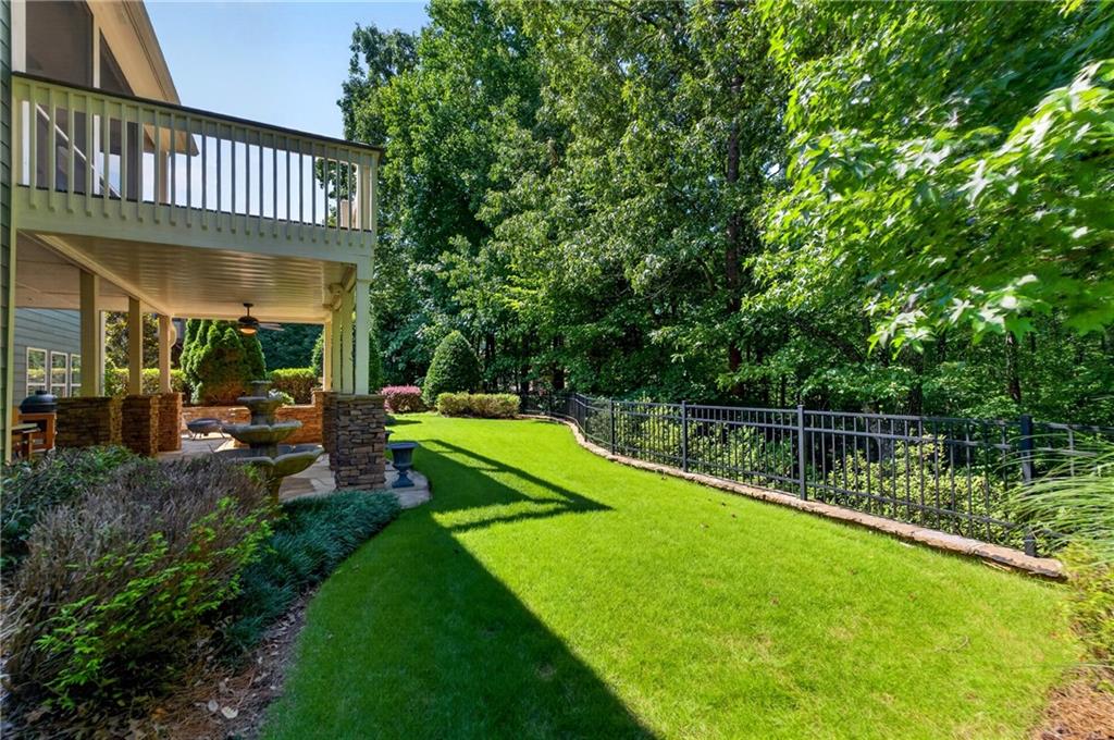 408 Larkspur Drive